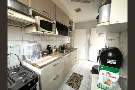 Apartamento à venda com 75m², 2 quartos e sem vaga Apartamento à venda com 75m², 2 quartos e sem vagaCozinha