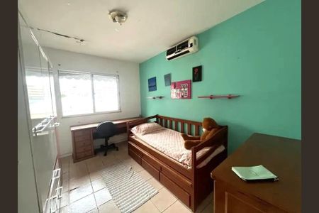Apartamento à venda com 75m², 2 quartos e sem vaga Apartamento à venda com 75m², 2 quartos e sem vagaQuarto
