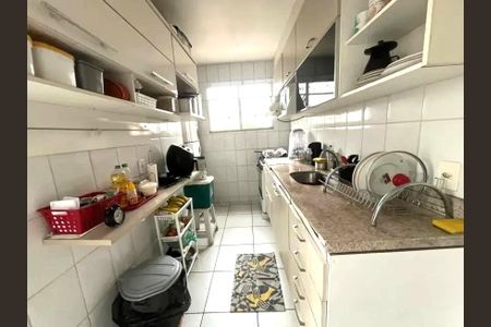 Apartamento à venda com 75m², 2 quartos e sem vaga Apartamento à venda com 75m², 2 quartos e sem vagaCozinha