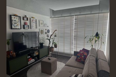 Apartamento para alugar com 83m², 2 quartos e 1 vaga Apartamento para alugar com 83m², 2 quartos e 1 vagaSala