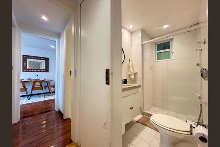 Apartamento para alugar com 72m², 2 quartos e 1 vaga Apartamento para alugar com 72m², 2 quartos e 1 vagaSuíte - banheiro