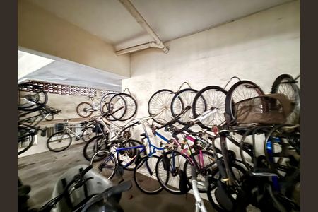 Apartamento para alugar com 72m², 2 quartos e 1 vaga Apartamento para alugar com 72m², 2 quartos e 1 vagaBicicletário