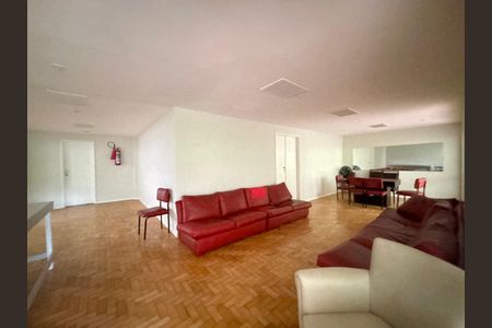 Apartamento para alugar com 72m², 2 quartos e 1 vaga Apartamento para alugar com 72m², 2 quartos e 1 vagaÁrea comum - salão de festas