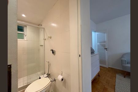 Apartamento para alugar com 72m², 2 quartos e 1 vaga Apartamento para alugar com 72m², 2 quartos e 1 vagaSuíte - banheiro