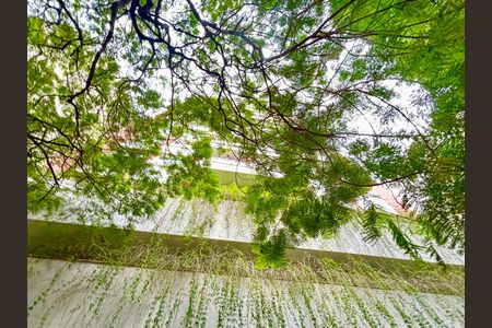 Apartamento para alugar com 72m², 2 quartos e 1 vaga Apartamento para alugar com 72m², 2 quartos e 1 vagaFachada