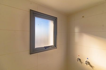 Apartamento à venda com 109m², 3 quartos e 2 vagas Apartamento à venda com 109m², 3 quartos e 2 vagasBanheiro 2