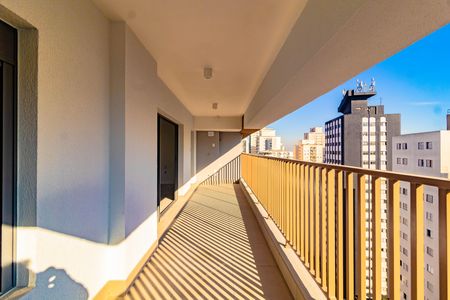 Apartamento à venda com 109m², 3 quartos e 2 vagas Apartamento à venda com 109m², 3 quartos e 2 vagasVaranda