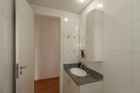 Apartamento para alugar com 54m², 2 quartos e 2 vagasBanheiro