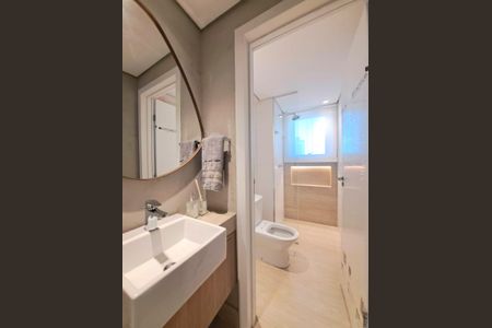 Apartamento à venda com 101m², 3 quartos e 2 vagas Apartamento à venda com 101m², 3 quartos e 2 vagasBanheiro da Suíte
