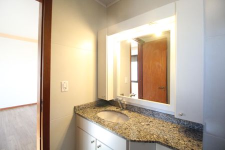 Apartamento para alugar com 140m², 3 quartos e 1 vagaBanheiro da Suíte 1