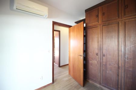 Apartamento para alugar com 140m², 3 quartos e 1 vagaQuarto 2