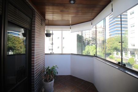 Apartamento para alugar com 140m², 3 quartos e 1 vagaSacada