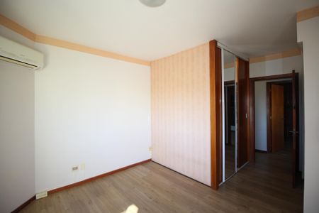 Apartamento para alugar com 140m², 3 quartos e 1 vagaSuíte 1