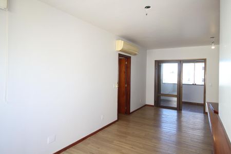 Apartamento para alugar com 140m², 3 quartos e 1 vagaSala