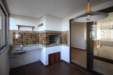 Apartamento para alugar com 140m², 3 quartos e 1 vagaChurrasqueira