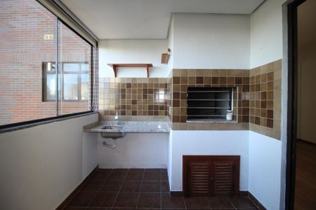 Apartamento para alugar com 140m², 3 quartos e 1 vagaChurrasqueira