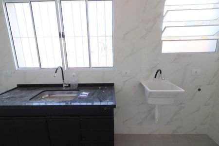 Sala/Cozinha de apartamento para alugar com 2 quartos, 40m² em Santo Antônio, Osasco