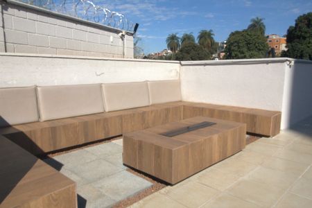 Apartamento para alugar com 59m², 2 quartos e 1 vagaÁrea comum - Piscina