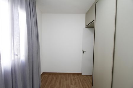 Quarto 2 de apartamento para alugar com 2 quartos, 48m² em Palmeiras, Belo Horizonte