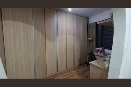Quarto  de casa à venda com 5 quartos, 285m² em Jardim Jovaia, Guarulhos