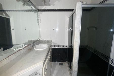 Apartamento para alugar com 94m², 2 quartos e 1 vaga Apartamento para alugar com 94m², 2 quartos e 1 vagaBanheiro 2