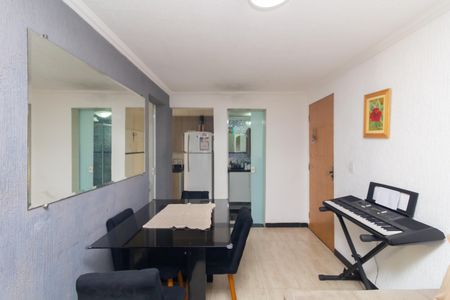 Sala de apartamento para alugar com 2 quartos, 54m² em Cidade Líder, São Paulo