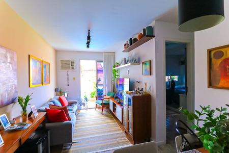 Sala de apartamento à venda com 2 quartos, 62m² em Engenho de Dentro, Rio de Janeiro