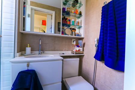 Apartamento à venda com 62m², 2 quartos e 1 vagaBanheiro da Suíte