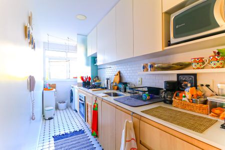 Apartamento à venda com 62m², 2 quartos e 1 vagaCozinha