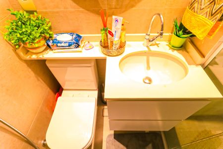 Apartamento à venda com 62m², 2 quartos e 1 vagaBanheiro Social