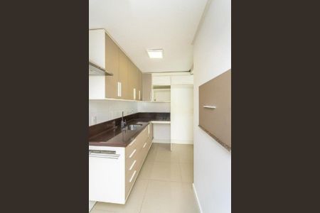 Cozinha de apartamento para alugar com 3 quartos, 117m² em Bela Vista, Porto Alegre