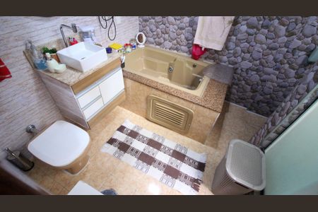 Casa à venda com 250m², 4 quartos e 1 vaga