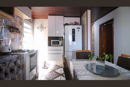 Casa à venda com 250m², 4 quartos e 1 vaga