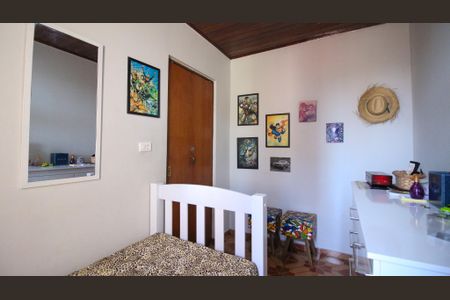 Casa à venda com 250m², 4 quartos e 1 vaga