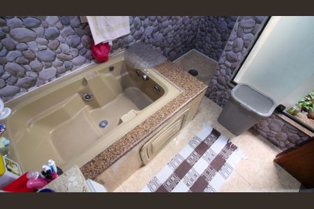 Casa à venda com 250m², 4 quartos e 1 vaga