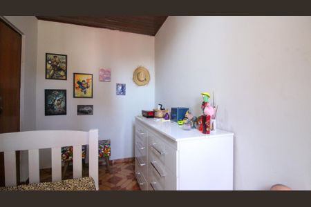 Casa à venda com 250m², 4 quartos e 1 vaga