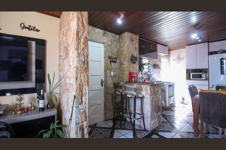 Casa à venda com 4 quartos, 250m² em Vila Alpina, São Paulo