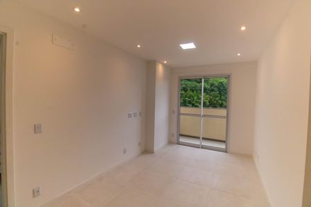 Apartamento à venda com 61m², 2 quartos e 1 vaga Apartamento à venda com 61m², 2 quartos e 1 vagaSala