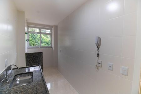 Apartamento à venda com 61m², 2 quartos e 1 vaga Apartamento à venda com 61m², 2 quartos e 1 vagaCozinha e Área de Serviço