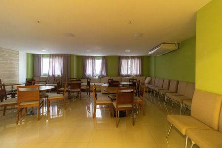 Apartamento à venda com 61m², 2 quartos e 1 vaga Apartamento à venda com 61m², 2 quartos e 1 vagaÁrea comum