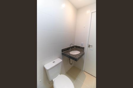 Apartamento à venda com 61m², 2 quartos e 1 vaga Apartamento à venda com 61m², 2 quartos e 1 vagaBanheiro da Suíte