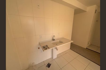 Cozinha de apartamento à venda com 2 quartos, 40m² em Jardim Maringa, São Paulo