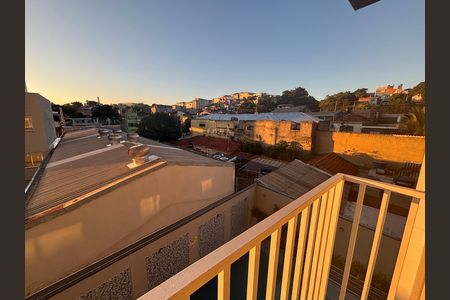 Apartamento à venda com 40m², 2 quartos e sem vaga Apartamento à venda com 40m², 2 quartos e sem vagaVaranda
