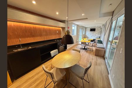 Apartamento à venda com 40m², 2 quartos e sem vaga Apartamento à venda com 40m², 2 quartos e sem vagaÁrea comum - Salão de festas