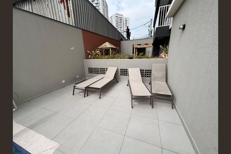 Apartamento à venda com 40m², 2 quartos e sem vaga Apartamento à venda com 40m², 2 quartos e sem vagaÁrea comum - Piscina