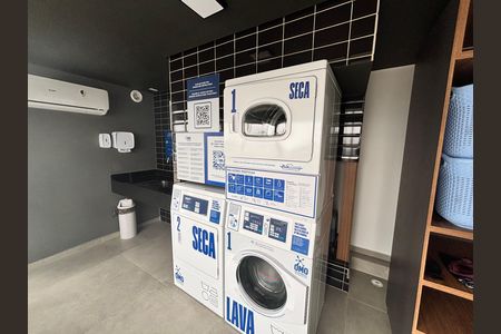 Apartamento à venda com 40m², 2 quartos e sem vaga Apartamento à venda com 40m², 2 quartos e sem vagaLavanderia