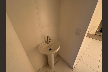 Apartamento à venda com 40m², 2 quartos e sem vaga Apartamento à venda com 40m², 2 quartos e sem vagaBanheiro