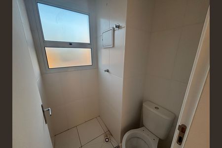 Apartamento à venda com 40m², 2 quartos e sem vaga Apartamento à venda com 40m², 2 quartos e sem vagaBanheiro