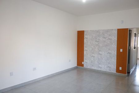 Casa à venda com 600m², 4 quartos e 3 vagas Casa à venda com 600m², 4 quartos e 3 vagascasa 2 - sala