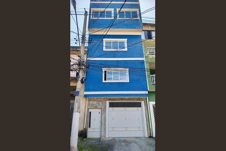 Casa à venda com 600m², 4 quartos e 3 vagas Casa à venda com 600m², 4 quartos e 3 vagasFachada